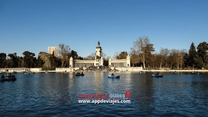 Madrid: Private Walking Tour 4 hours with Royal Palace - Final Thoughts