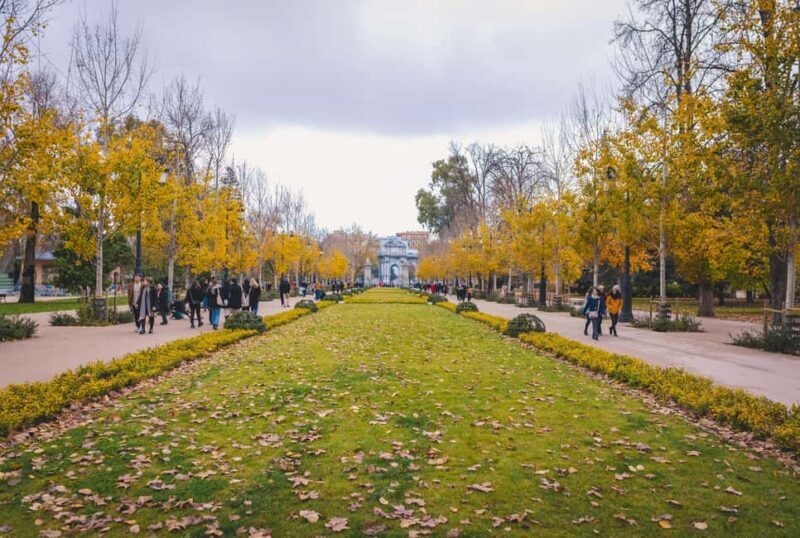 Madrid: Retiro Park Deluxe Tour with Hidden Stories - FAQ
