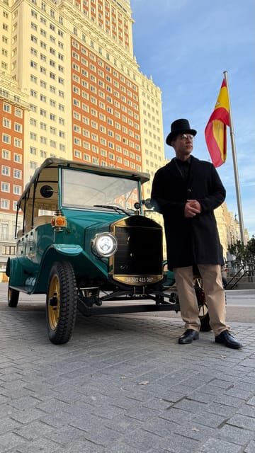 Madrid Retro Tour 120 min, old town, modern Madrid + surprise destination - What about the price?