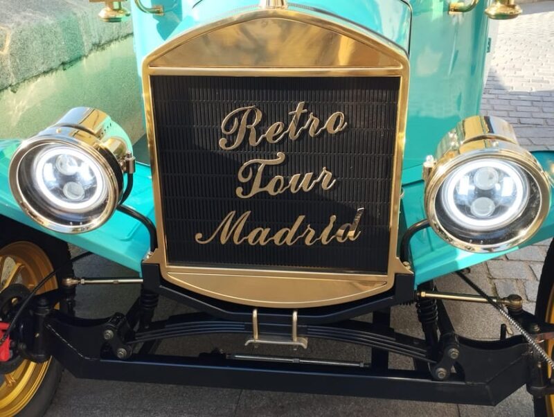 Madrid Retro Tour - 90 min - heart of the city and also modern Madrid. - What to Expect on the Madrid Retro Tour