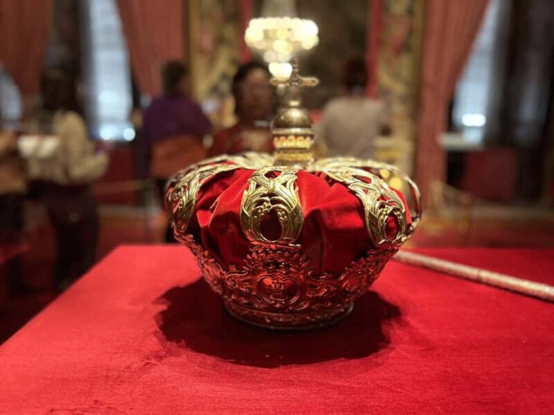 Madrid: Royal Palace Guided Shared Group Tour - Final Thoughts