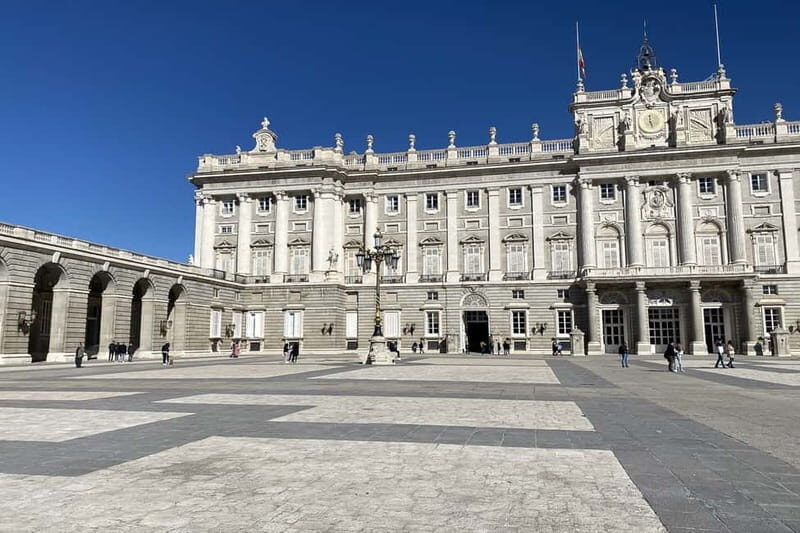 Madrid: Royal Palace Guided Tour Small Group or Private - Key Points