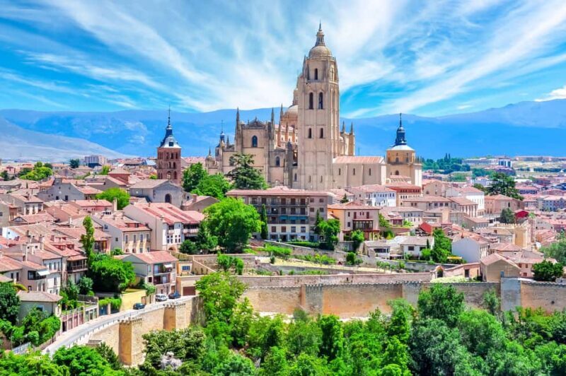 Madrid: Segovia and La Mancha Private Day Trip - Key Points