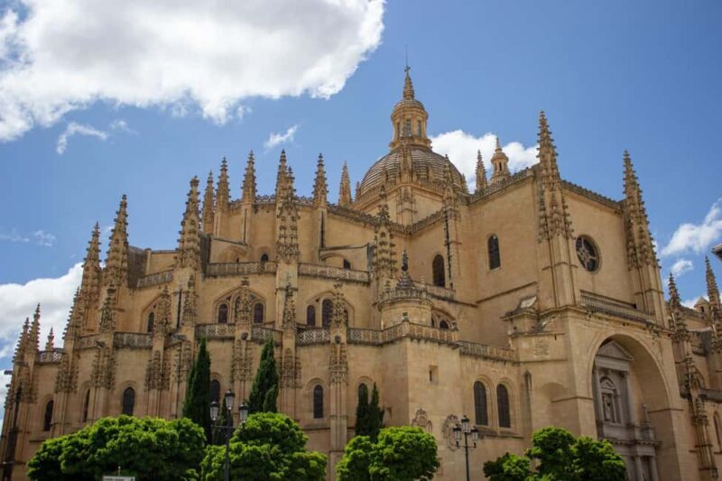 Madrid: Segovia, Ávila & Toledo in 1 Day w/ Tickets & Lunch - Who is This Tour Best For?
