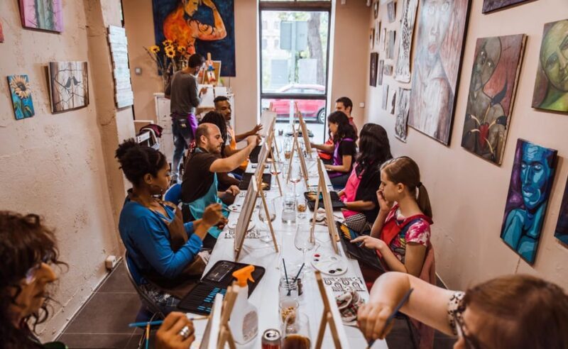 Madrid: Sip&Paint Workshop - What You Can Expect from the Madrid Sip&Paint Workshop