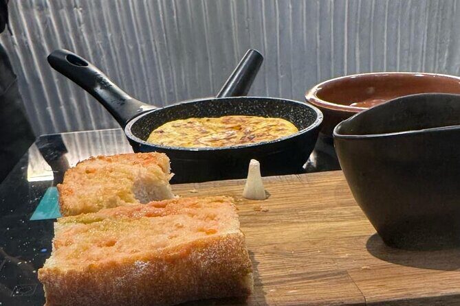 Madrid Spanish Omelet Cooking Class and Bottomless Wine brunch - An In-Depth Look at the Experience