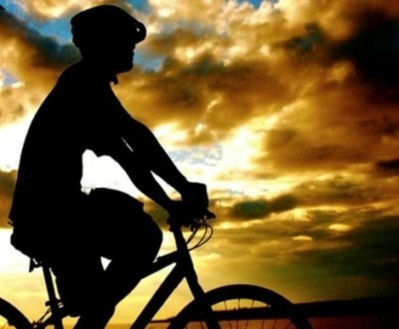 Madrid: Sunset and Night Lights eBike Tour - The Experience: From Sunset to Nightfall