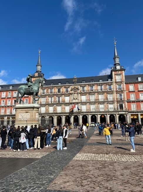 Madrid: take a stroll through the Barrio de los Austrias, with an optional visit to the Prado Museum - Who Should Consider This Tour?