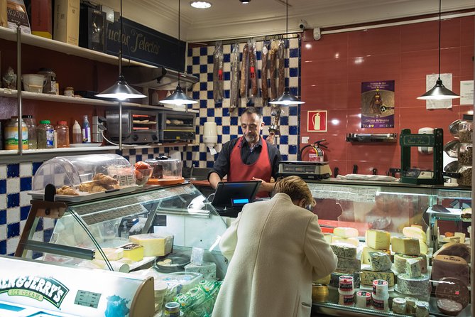 Madrid Tapas & Wine Tasting Walking Tour – Small Group Local Bars - Who Should Book This Tour