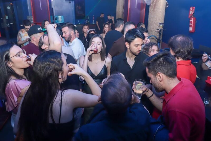 Madrid: Top Pub Crawl with Drinks and Free Nightclub Entry - Who Might Want to Skip It