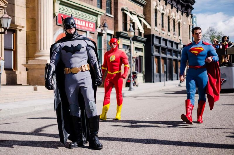 Madrid: Warner Park Entry Ticket - Hollywood Boulevard: movie-studio vibes and easy wandering