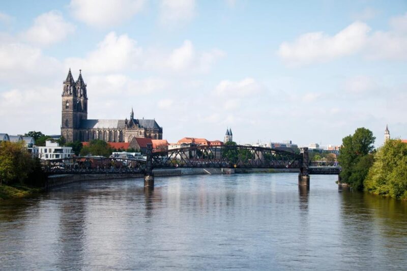 Magdeburg: Express Walk with a Local - FAQ