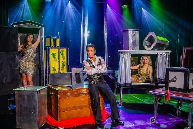 Magic of Terry Evanswood in Pigeon Forge Magic Show Admission - Practical Details and Tips