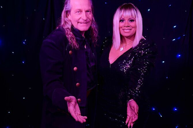 Magic Up Close Early Show at Las Vegas Magic Theater - The Sum Up