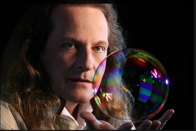 Magic Up Close Early Show at Las Vegas Magic Theater - FAQs