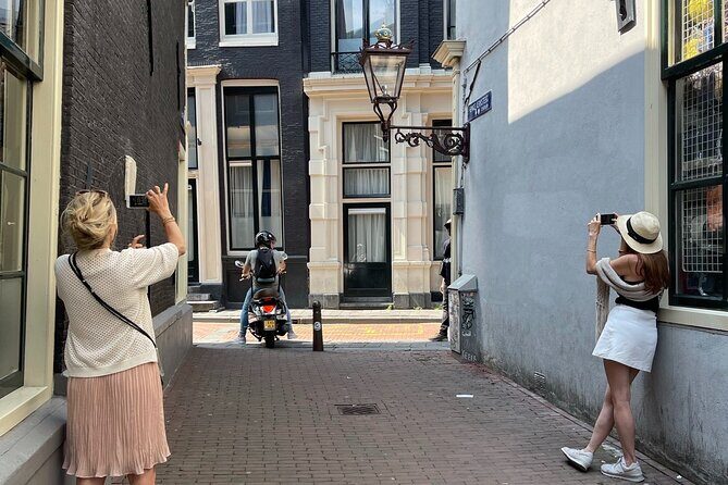 Magical Amsterdam (personalized photography tour) - What Makes This Tour Unique?