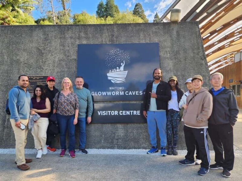 Magical Hobbiton & Waitomo Caves Small Group from Auckland - Key Points