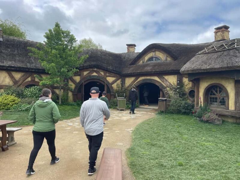 Magical Hobbiton & Waitomo Caves Small Group from Auckland - Enter a World of Green and Hobbit Holes