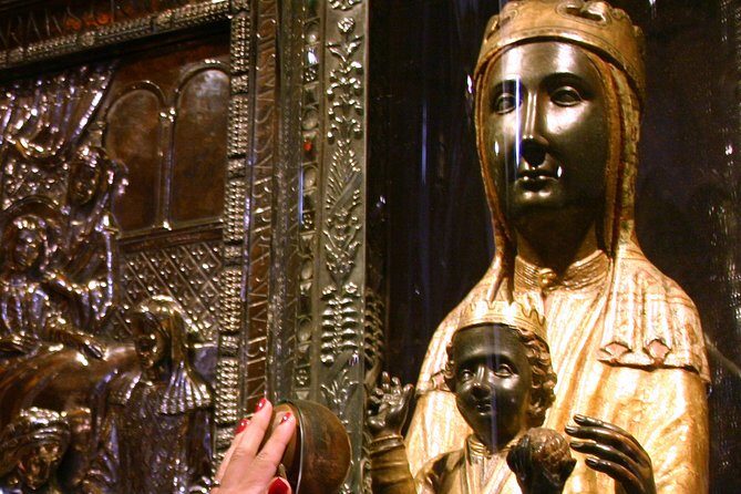 Magical Montserrat with a Private Guide: Family Friendly Trip - The Journey Begins: Meeting in Barcelona