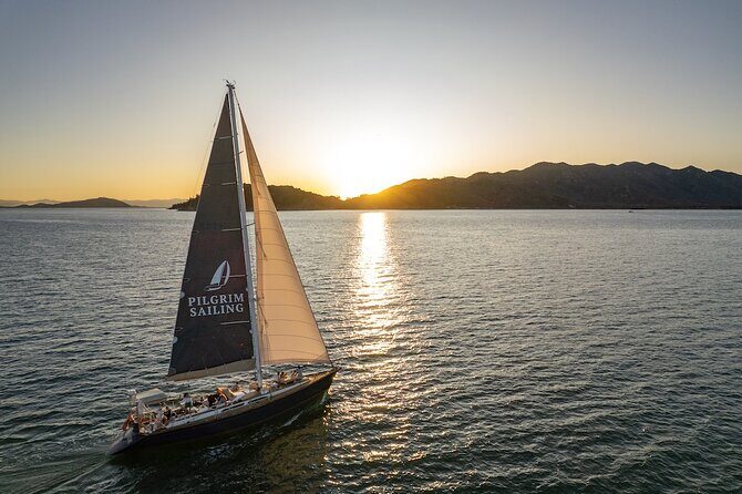 Magnetic Island Sip and Sail Sunset Cruise - A Detailed Look at the Magnetic Island Sip and Sail Experience
