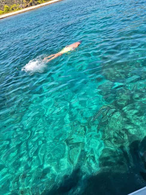 Magnific blue lagoon,speed boat towels included - The Value of This Experience