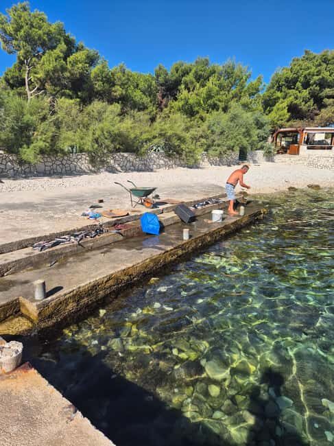 Magnific blue lagoon,speed boat towels included - FAQs