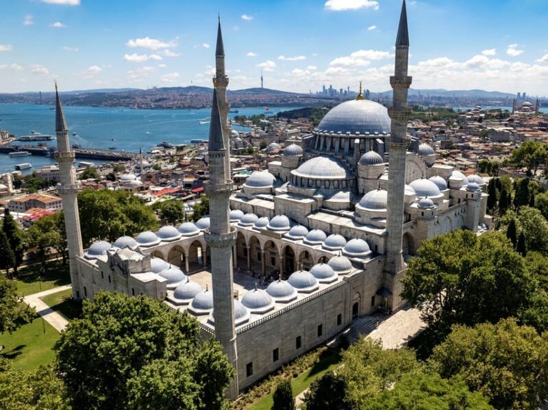 Magnificient Mosques of Istanbul - What Makes This Tour Stand Out?