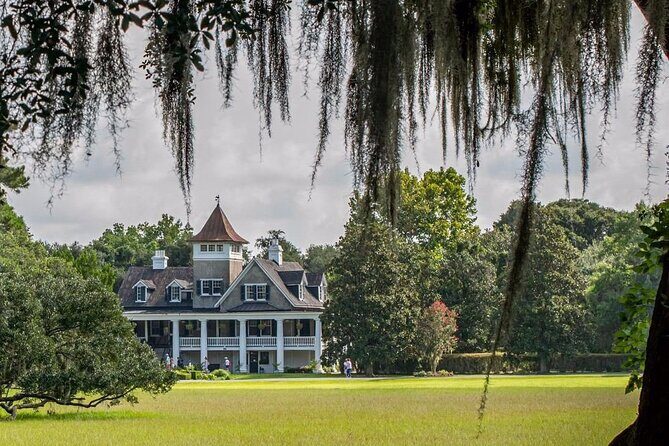 Magnolia Plantation Tour with Luxury Transportation and Admission - Who Should Consider This Tour?