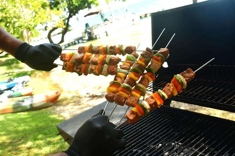 Mahahual: Chacchoben Mayan Ruins and Seven Color Lagoon Trip - Key Points