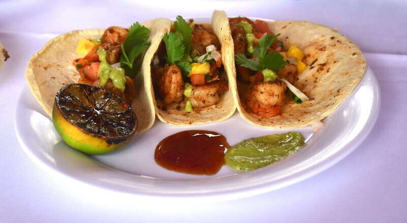 Mahahual: Chacchoben Mayan Ruins and Seven Color Lagoon Trip - The Seven Color Lagoon: Bacalar