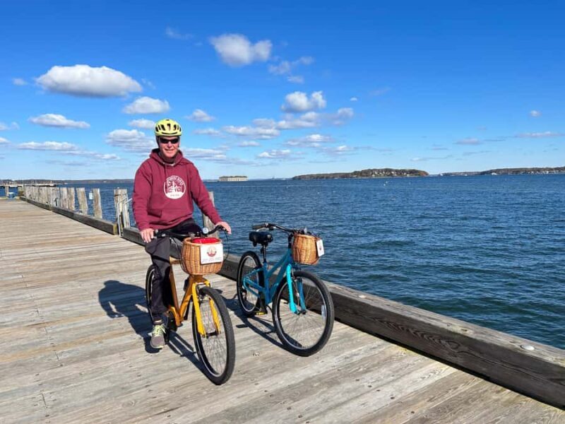 Maine Coastal Lighthouse:Two-hour bicycle tour - An In-Depth Look at the Tour Experience