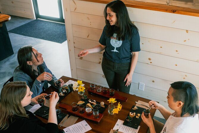 Maine Seafood Tasting and Class in Wiscasset - A Friendly Look at the Maine Seafood Tasting and Class in Wiscasset