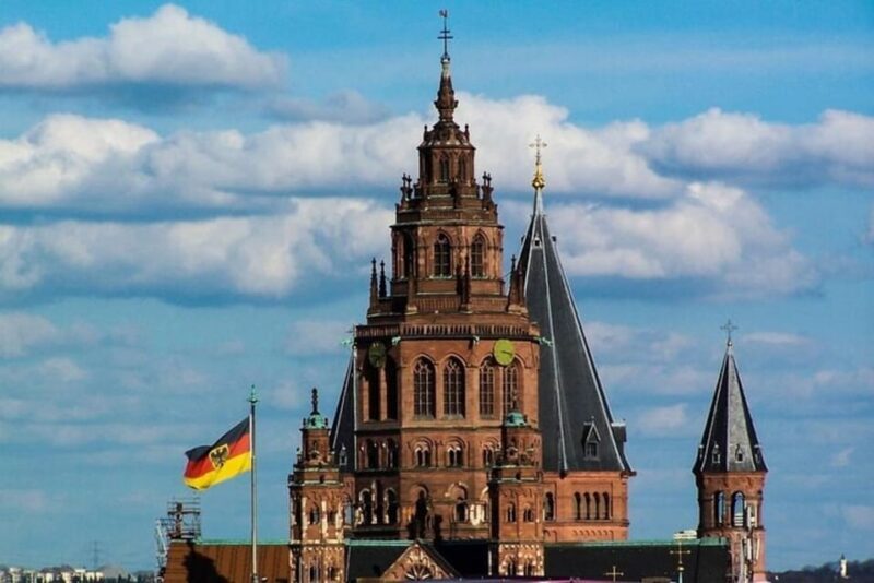 Mainz : Walking Custom Tour with a Local Guide - Discover Mainz with a Personal Touch