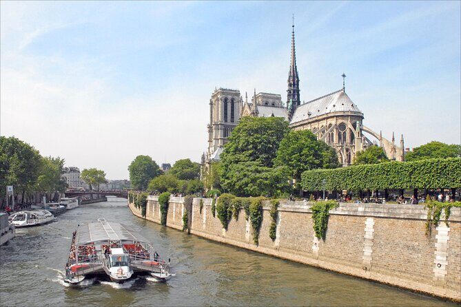 Majestic Highlights of Paris Private Tour - Exploring the Itinerary