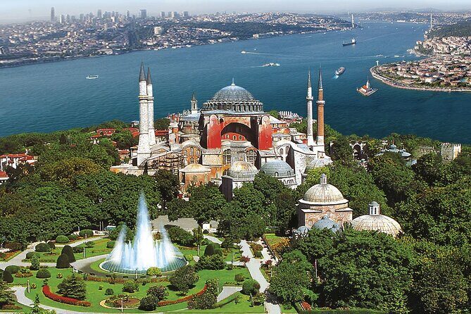 Majestic Istanbul: Walking Tour & Sunset Cruise on the Bosphorus - Exploring the "Majestic Istanbul" Walking Tour & Sunset Bosphorus Cruise