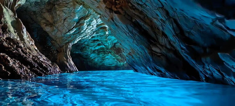 Makarska: 3-island Speedboat Cave & Blue Lagoon Tour - What’s Included & What to Bring