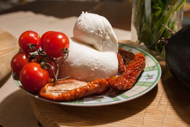 Make Green Lasagna in a Real Italian Home in Los Angeles - Who Should Consider This Experience?