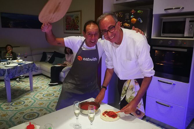 Make Neapolitan Pizza With A View Of Naples - Key Points