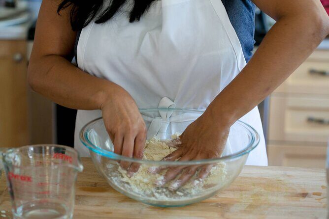 Make Traditional Mole and Tacos With a Mexican Chef - Key Points