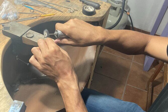 Make your own silver ring in a private jewelry workshop - Who This Tour Is Best For