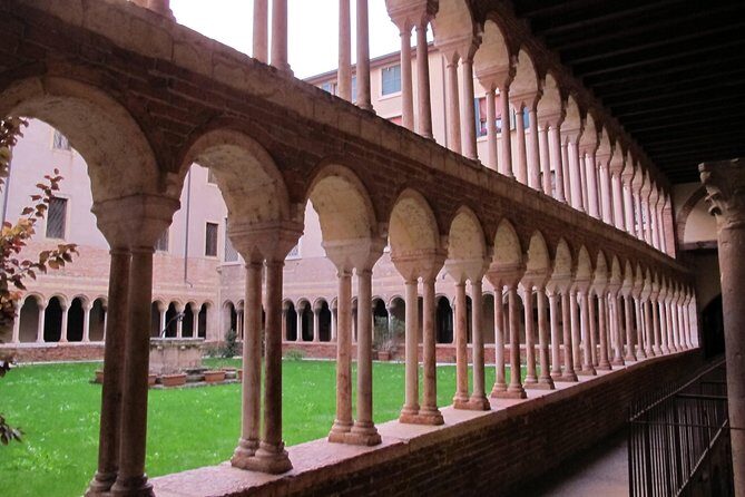 Make your Romantic Proposal in the City of Love - Why This Tour Could Be Perfect for You