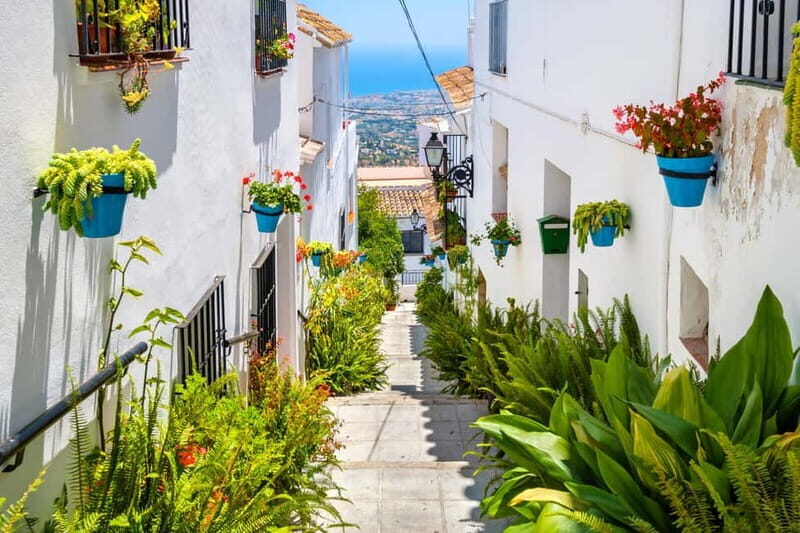 Malaga, Catamaran ride and Mijas Pueblo - FAQ