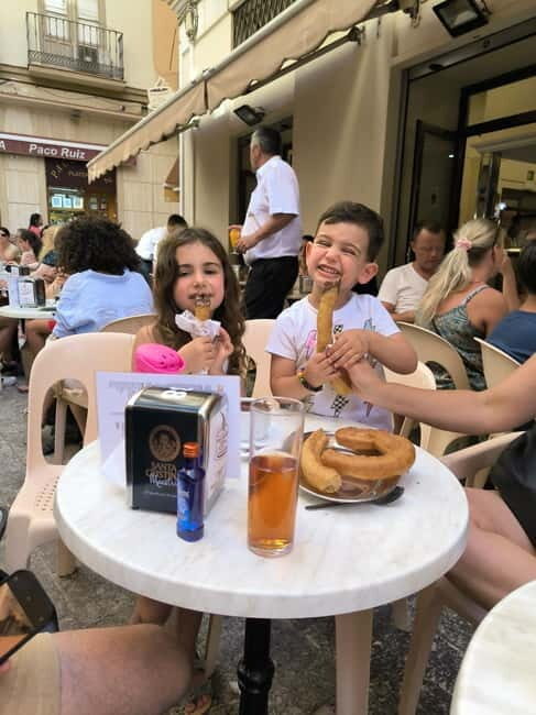 Málaga: City Highlights and Tapas Tasting Tour - In The Sum Up