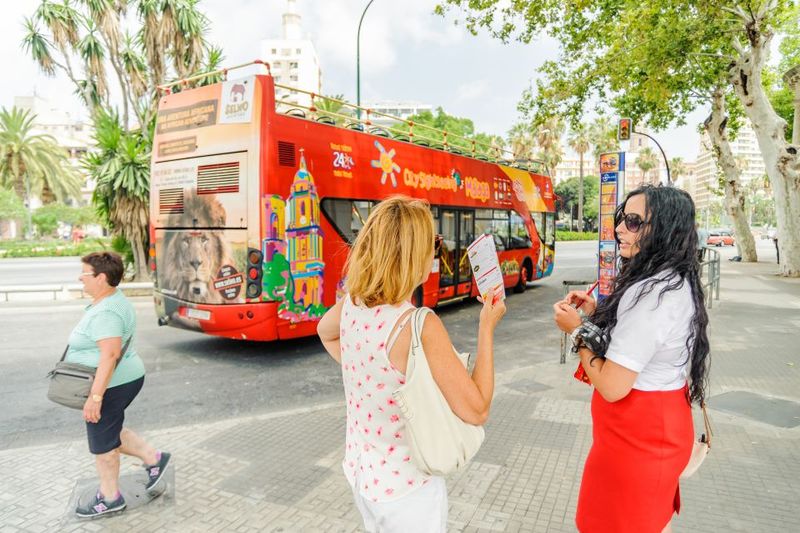 Malaga: City Sightseeing Hop-On Hop-Off Bus Tour - Alcazaba and Gibralfaro: how to do the views without turning it into a hike