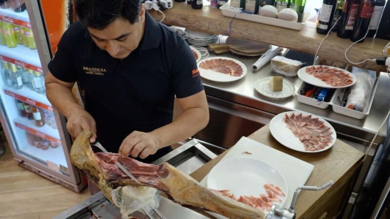 Málaga: E-Bike City Tour & Taste of Spain Food Tour - Key Points