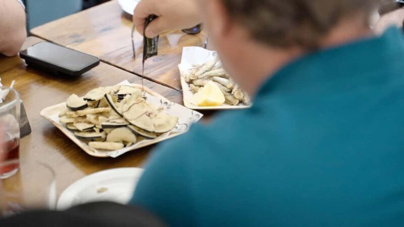 Málaga: E-Bike City Tour & Taste of Spain Food Tour - Exploring Málaga on Two Wheels and a Walk