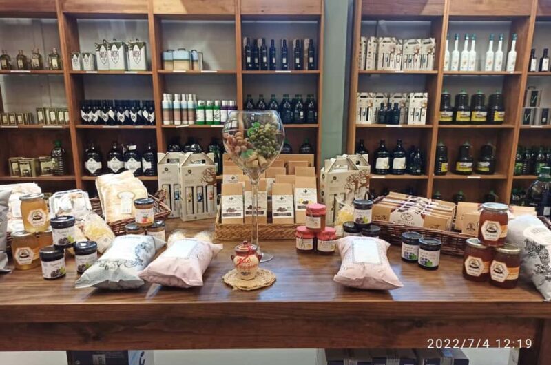 Málaga/Granada: Olive Oil & Rum Distillery Tour with Tasting - What to Expect from the Tour