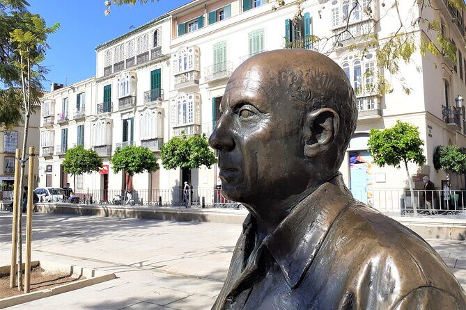 Malaga: group walking Tour - Key Points