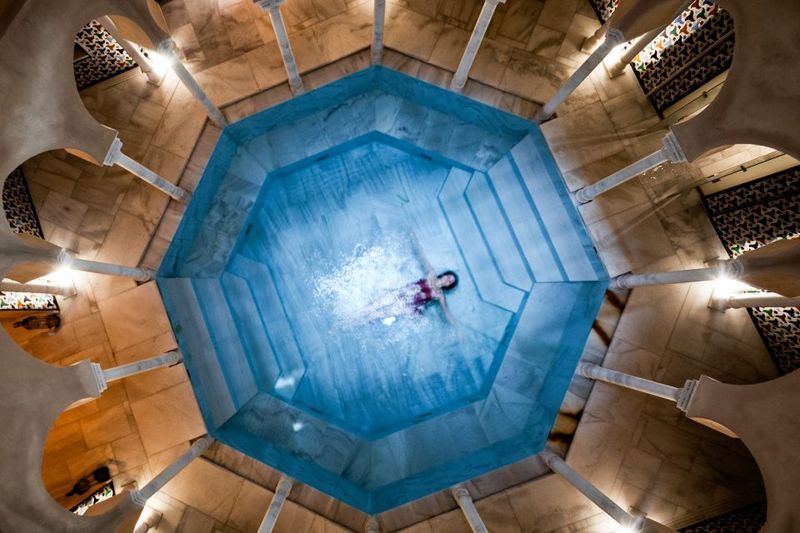 Malaga: Hammam Al Ándalus Entry Ticket with Massage - Steam room and lounge mint tea: the break that keeps the mood