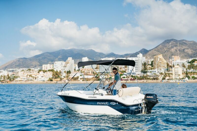 Malaga: License-free Boat Rental for Dolphin Watching - The Experience in Detail